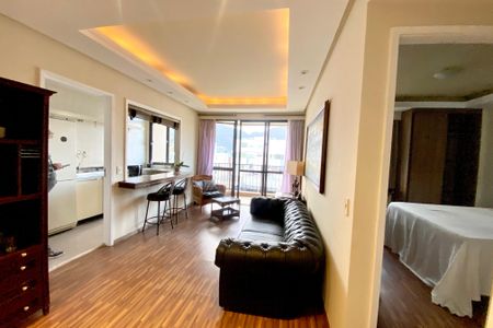 Sala de apartamento para alugar com 1 quarto, 50m² em Leblon, Rio de Janeiro