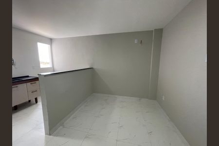 Sala de apartamento para alugar com 1 quarto, 135m² em Vila Santa Cruz, Duque de Caxias