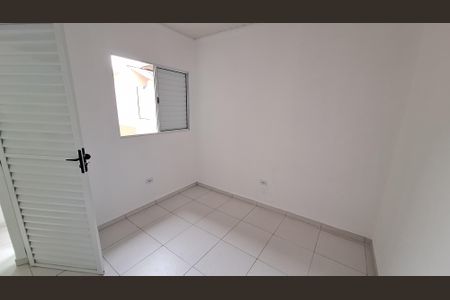 Quarto  de casa para alugar com 1 quarto, 33m² em Parque Maria Helena, Suzano