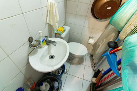 Apartamento à venda com 75m², 3 quartos e 2 vagasBanheiro de Serviço