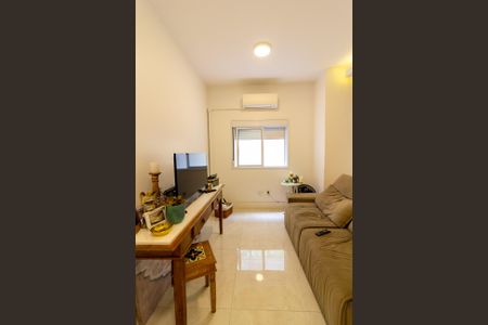 Apartamento à venda com 73m², 1 quarto e 1 vagaSala