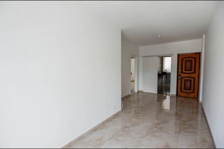 Apartamento à venda com 70m², 2 quartos e 1 vagaSala