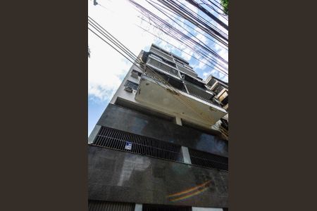 Apartamento à venda com 70m², 2 quartos e 1 vagaFachada