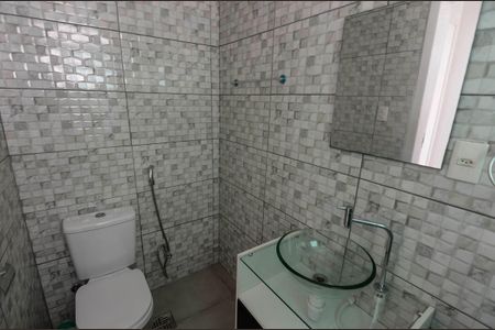 Apartamento à venda com 70m², 2 quartos e 1 vagaBanheiro Social