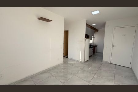 Apartamento para alugar com 39m², 2 quartos e sem vaga Apartamento para alugar com 39m², 2 quartos e sem vagaSala