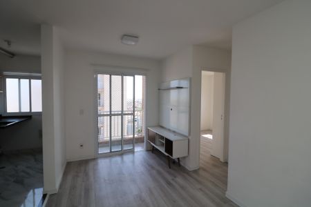 Sala de apartamento para alugar com 2 quartos, 44m² em Cidade Satelite Santa Barbara, São Paulo