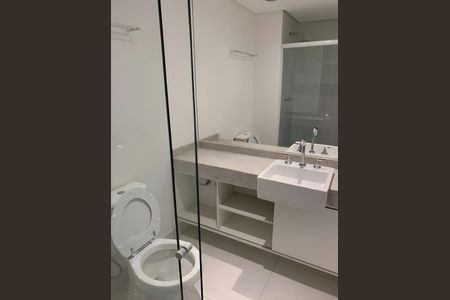 Apartamento para alugar com 79m², 2 quartos e 2 vagas Apartamento para alugar com 79m², 2 quartos e 2 vagasBanheiro