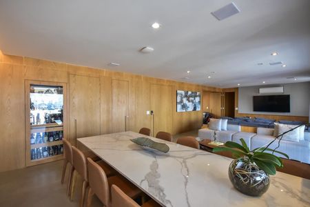 Sala de apartamento à venda com 3 quartos, 223m² em Vila Morumbi, São Paulo
