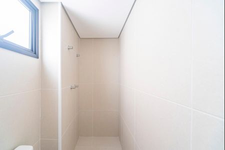 Apartamento à venda com 92m², 2 quartos e 2 vagas Apartamento à venda com 92m², 2 quartos e 2 vagasBanheiro da Suíte 2