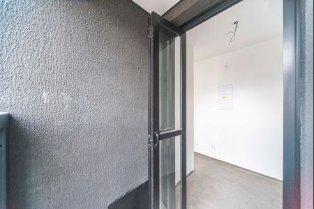 Apartamento à venda com 92m², 3 quartos e 2 vagas Apartamento à venda com 92m², 3 quartos e 2 vagasVaranda da Área de Serviço