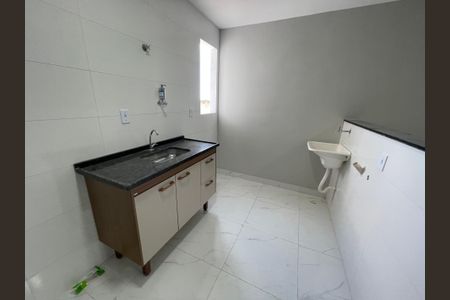 Cozinha de apartamento para alugar com 2 quartos, 135m² em Vila Santa Cruz, Duque de Caxias