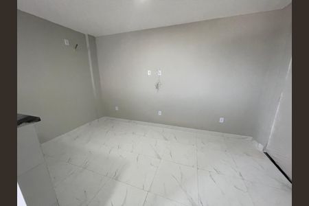 Sala de apartamento para alugar com 2 quartos, 135m² em Vila Santa Cruz, Duque de Caxias