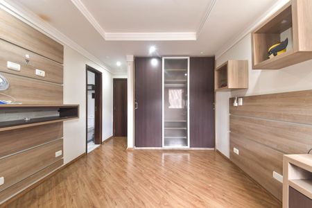 Casa para alugar com 417m², 4 quartos e 5 vagasSuíte 3