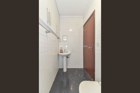 Casa para alugar com 417m², 4 quartos e 5 vagasÁrea Gourmet - Banheiro