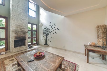 Casa para alugar com 417m², 4 quartos e 5 vagasSala