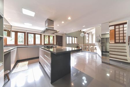 Casa para alugar com 417m², 4 quartos e 5 vagasCozinha
