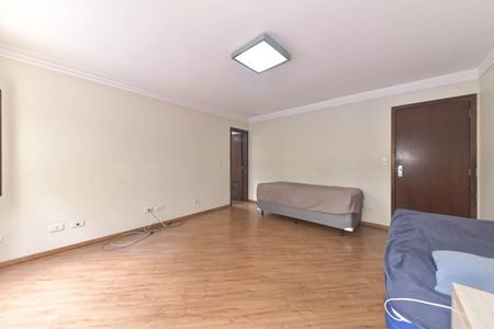 Casa para alugar com 417m², 4 quartos e 5 vagasSuíte 1
