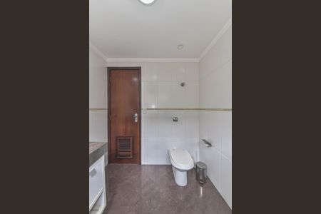 Casa para alugar com 417m², 4 quartos e 5 vagasBanheiro da Suíte 1