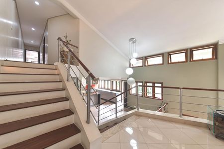 Casa para alugar com 417m², 4 quartos e 5 vagasCorredor