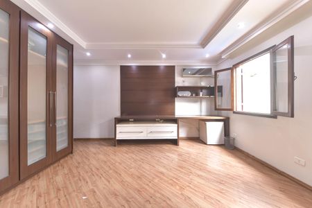 Casa para alugar com 417m², 4 quartos e 5 vagasSuíte 4