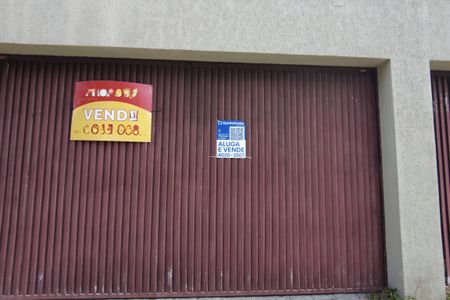 Casa para alugar com 417m², 4 quartos e 5 vagasPlaquinha