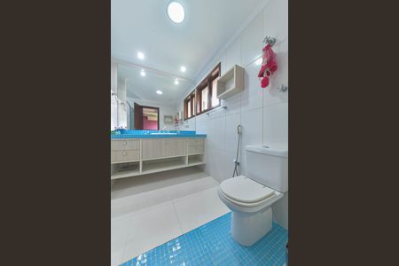 Casa para alugar com 417m², 4 quartos e 5 vagasBanheiro da Suíte 2