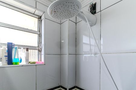 Banheiro de kitnet/studio à venda com 1 quarto, 55m² em Santa Ifigênia, São Paulo