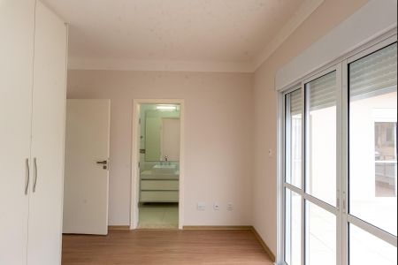 Casa de condomínio à venda com 402m², 3 quartos e 2 vagas Casa de condomínio à venda com 402m², 3 quartos e 2 vagasSuíte 3