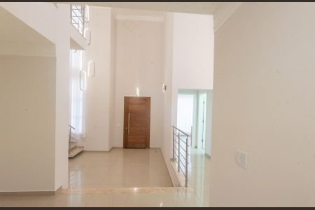 Casa de condomínio à venda com 402m², 3 quartos e 2 vagas Casa de condomínio à venda com 402m², 3 quartos e 2 vagasSala