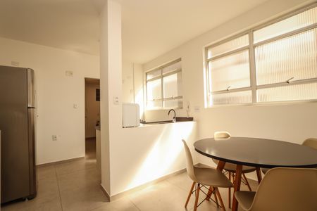 Apartamento para alugar com 137m², 2 quartos e 1 vaga Apartamento para alugar com 137m², 2 quartos e 1 vagaCozinha