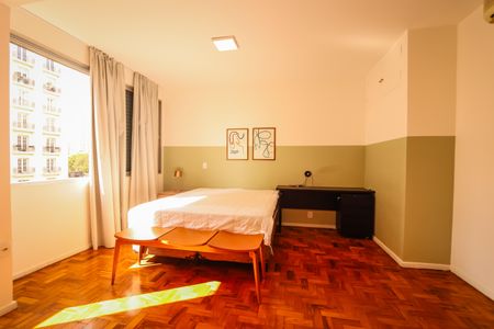 Suite de apartamento para alugar com 2 quartos, 137m² em Cerqueira César, São Paulo