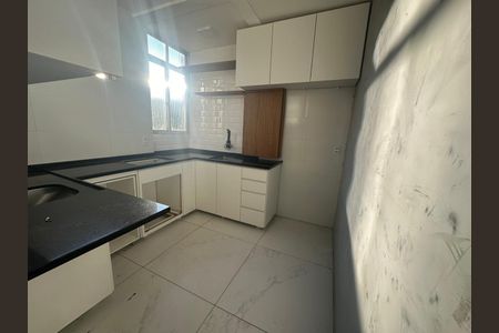 Apartamento à venda com 35m², 1 quarto e 1 vaga Apartamento à venda com 35m², 1 quarto e 1 vagaCozinha
