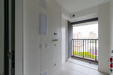 Apartamento à venda com 81m², 3 quartos e 1 vagaÁrea de Serviço