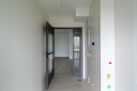 Apartamento à venda com 81m², 3 quartos e 1 vagaÁrea de Serviço