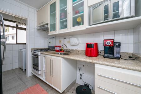 Apartamento à venda com 69m², 3 quartos e 2 vagas Apartamento à venda com 69m², 3 quartos e 2 vagasCozinha