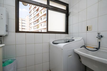Apartamento à venda com 69m², 3 quartos e 2 vagas Apartamento à venda com 69m², 3 quartos e 2 vagasÁrea de Serviço