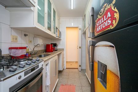 Apartamento à venda com 69m², 3 quartos e 2 vagas Apartamento à venda com 69m², 3 quartos e 2 vagasCozinha