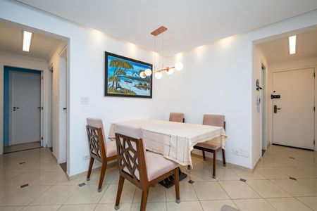 Apartamento à venda com 69m², 3 quartos e 2 vagas Apartamento à venda com 69m², 3 quartos e 2 vagasSala