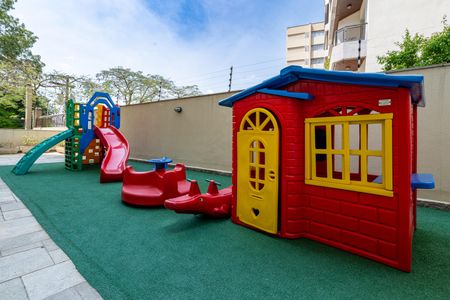 Apartamento à venda com 69m², 3 quartos e 2 vagas Apartamento à venda com 69m², 3 quartos e 2 vagasÁrea comum - Playground