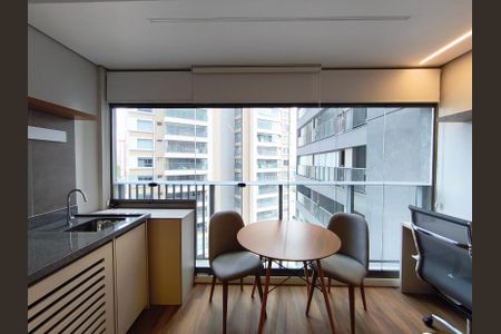 Studio à venda com 26m², 1 quarto e sem vaga Studio à venda com 26m², 1 quarto e sem vagaVaranda