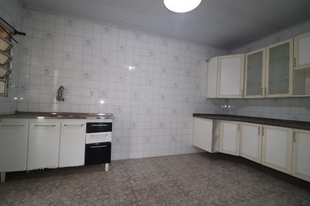 Casa para alugar com 0m², 1 quarto e 1 vagaCozinha