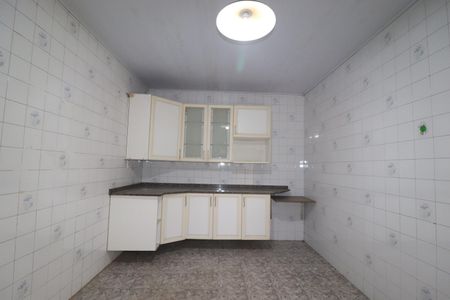 Casa para alugar com 0m², 1 quarto e 1 vagaCozinha