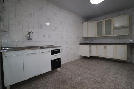 Casa para alugar com 0m², 1 quarto e 1 vagaCozinha