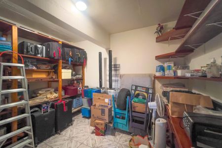 Apartamento à venda com 140m², 3 quartos e 3 vagas Apartamento à venda com 140m², 3 quartos e 3 vagasDepósito