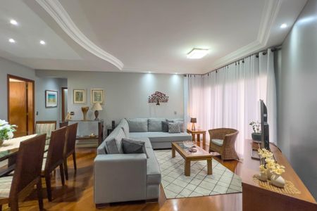 Apartamento à venda com 140m², 3 quartos e 3 vagas Apartamento à venda com 140m², 3 quartos e 3 vagasSala