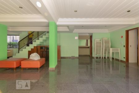 Apartamento à venda com 140m², 3 quartos e 3 vagas Apartamento à venda com 140m², 3 quartos e 3 vagasSalão de festas