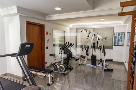 Apartamento à venda com 140m², 3 quartos e 3 vagas Apartamento à venda com 140m², 3 quartos e 3 vagasAcademia