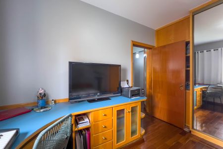 Apartamento à venda com 140m², 3 quartos e 3 vagas Apartamento à venda com 140m², 3 quartos e 3 vagasQuarto 2