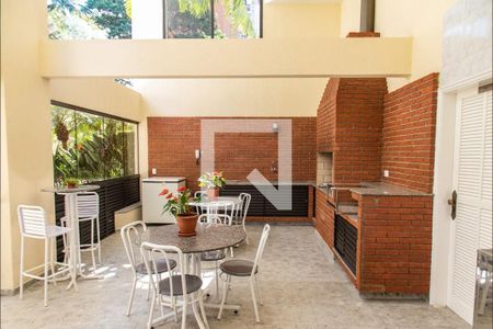 Apartamento à venda com 140m², 3 quartos e 3 vagas Apartamento à venda com 140m², 3 quartos e 3 vagasChurrasqueira