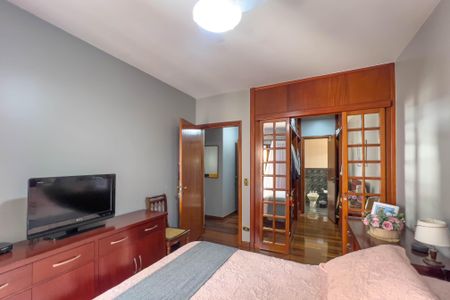 Apartamento à venda com 140m², 3 quartos e 3 vagas Apartamento à venda com 140m², 3 quartos e 3 vagasQuarto 1